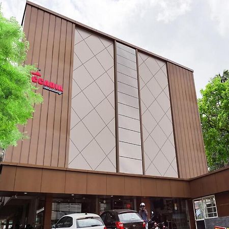 Hotel Accadia Residency Kochi Zewnętrze zdjęcie